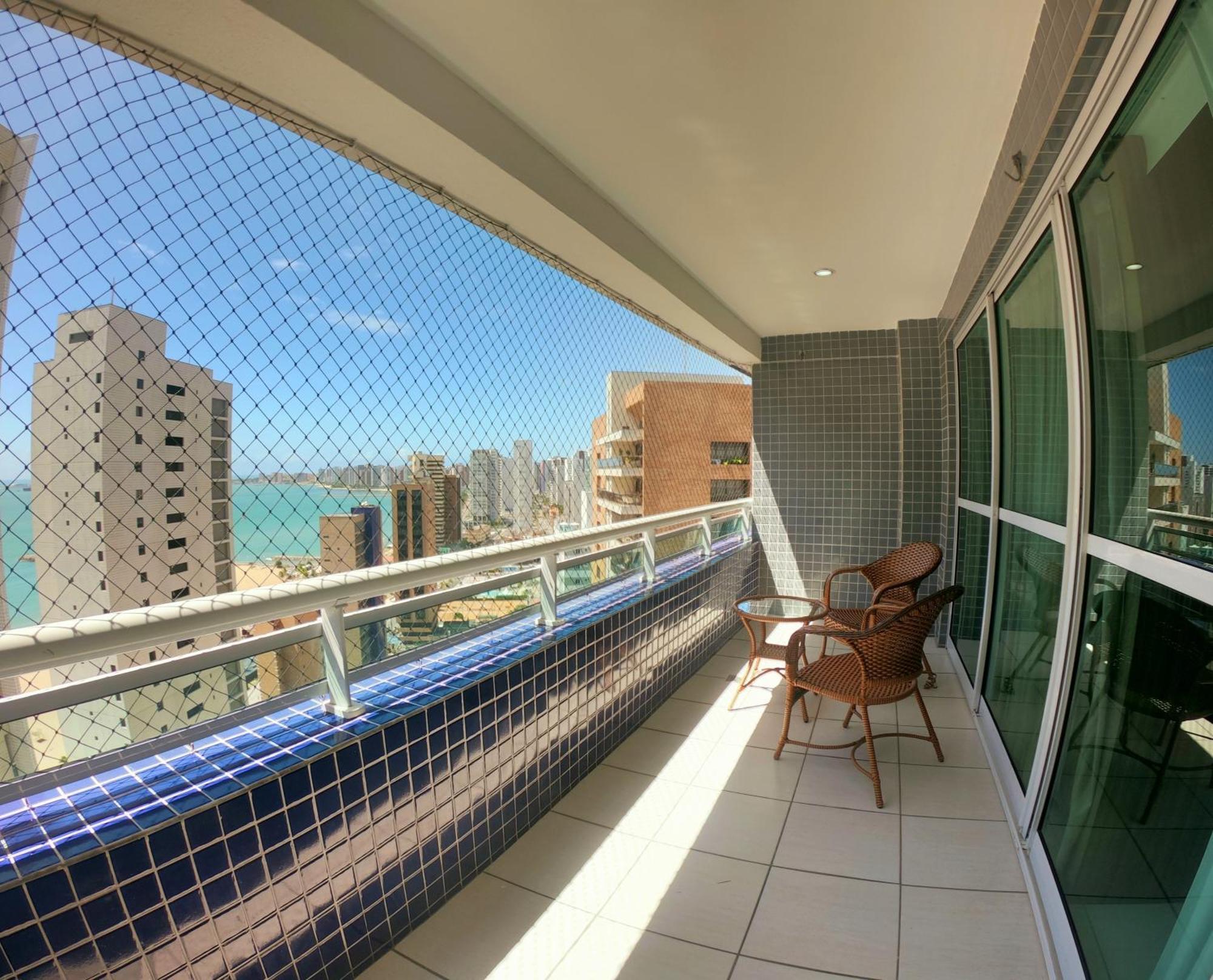 Class Apartment